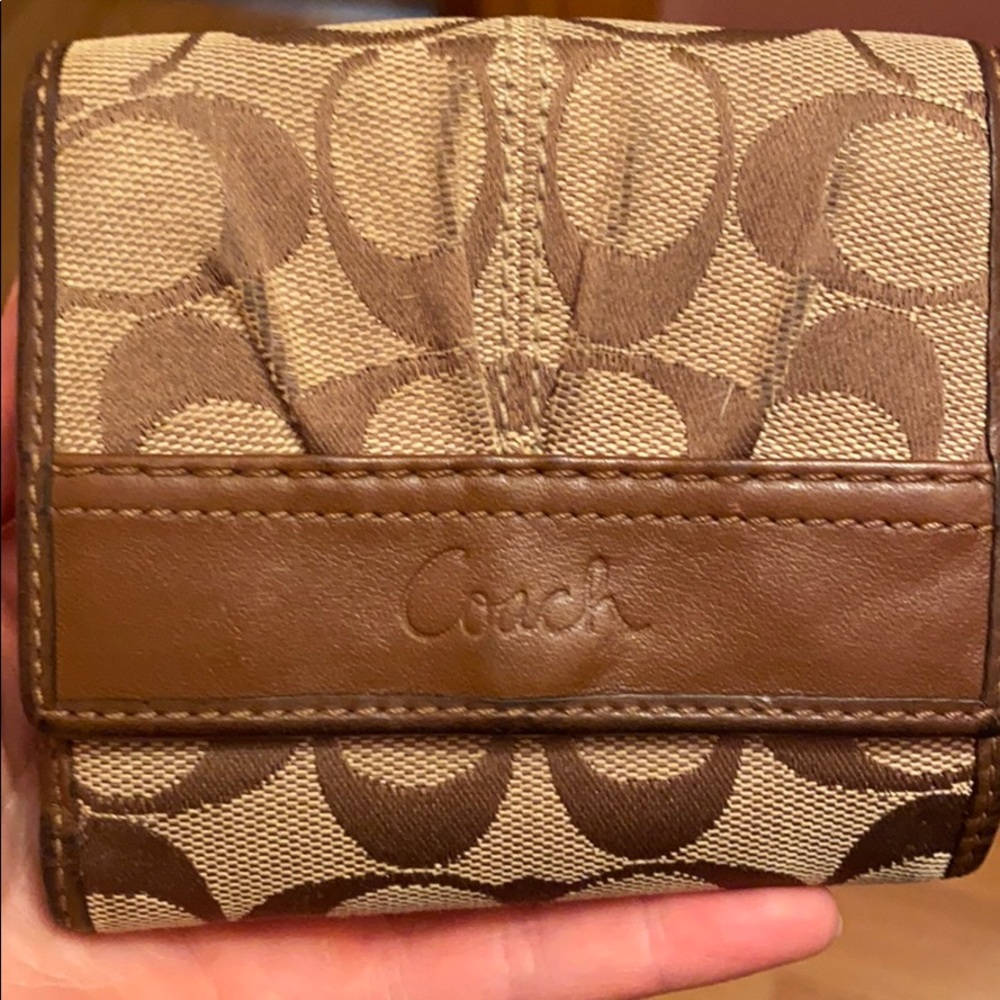 Coach Signature Wallet in Dark Brown